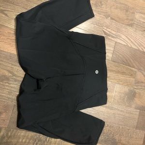Lululemon Black Crop Leggings Sz 4